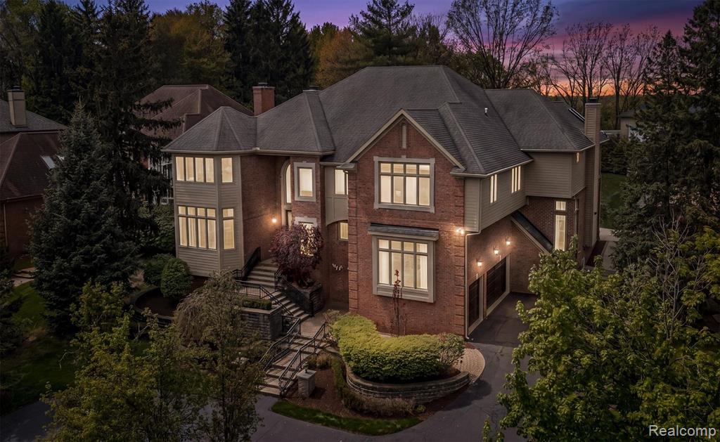 6608 Minnow Pond Drive, West Bloomfield, MI — Photo 2