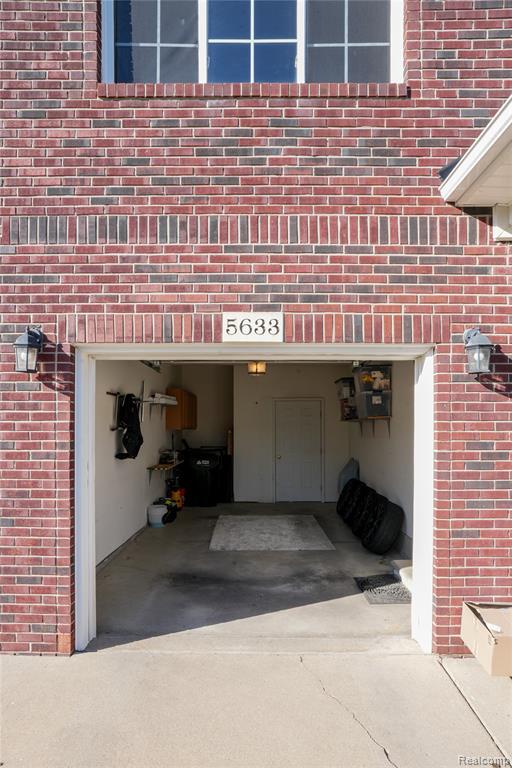 5633 Acorn Lane, Sterling Heights, MI 48314 — Photo 30