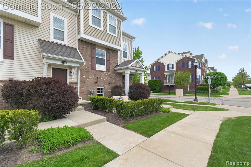 238 Center Boulevard, Wixom, MI 48393 — Photo 36