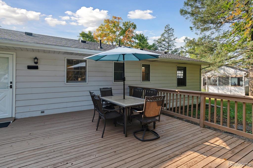 550 ROSELANE Drive, Howell, MI 48843 — Photo 37