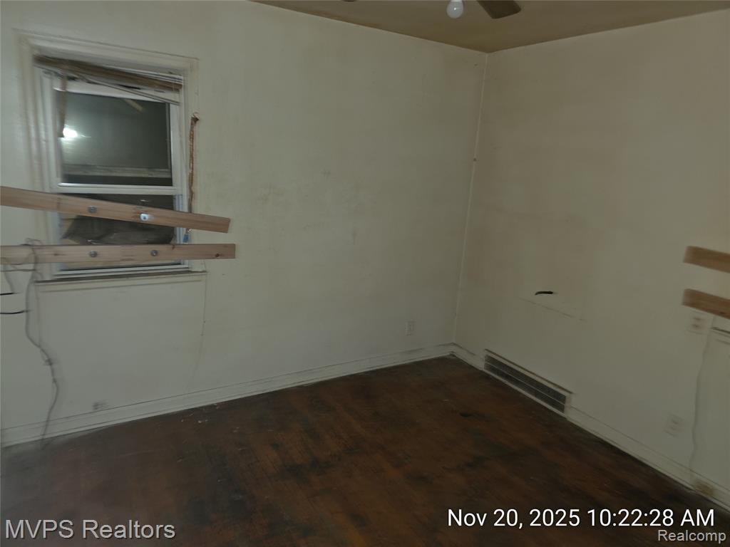 14728 Wilfred Street, Detroit, MI 48213 — Photo 12