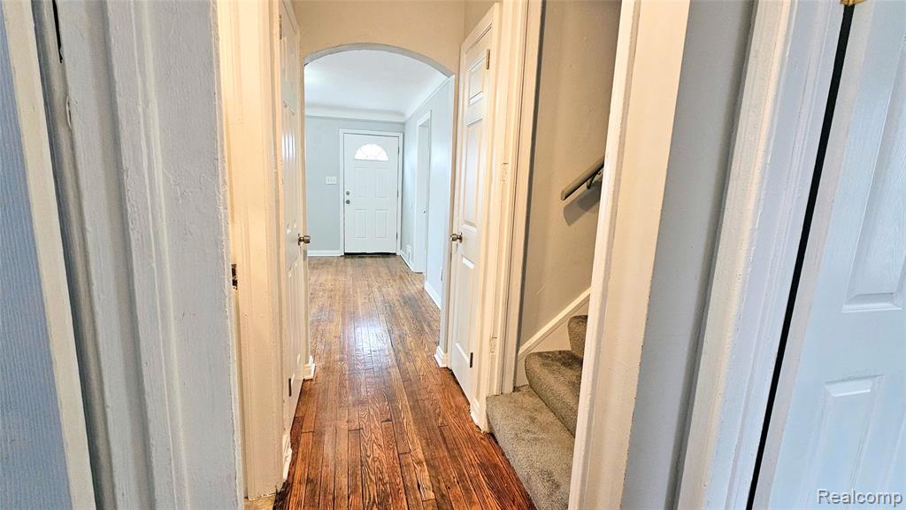 10001 Winthrop Street, Detroit, MI 48227 — Photo 23
