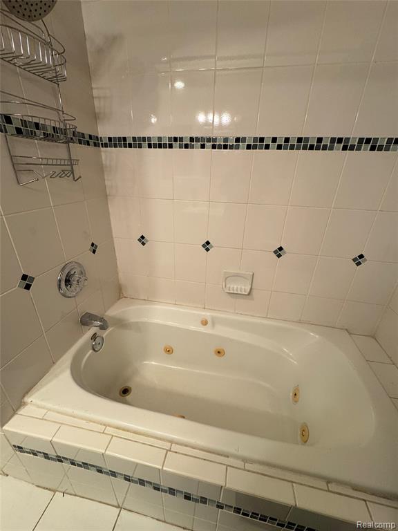 27315 Lathrup Boulevard, Lathrup Village, MI 48076 — Photo 9