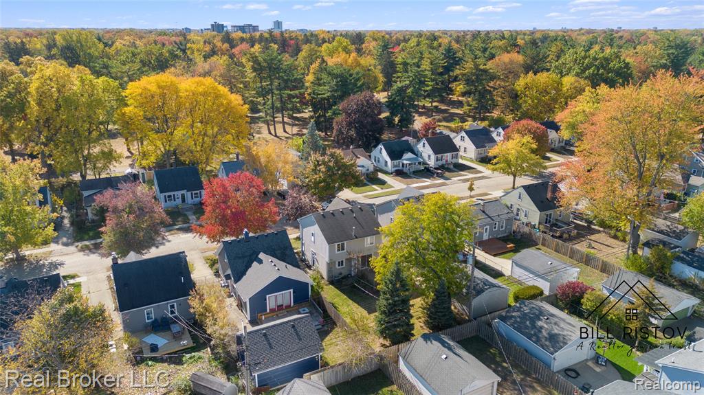 423 Dewey Street, Royal Oak, MI 48067 — Photo 38