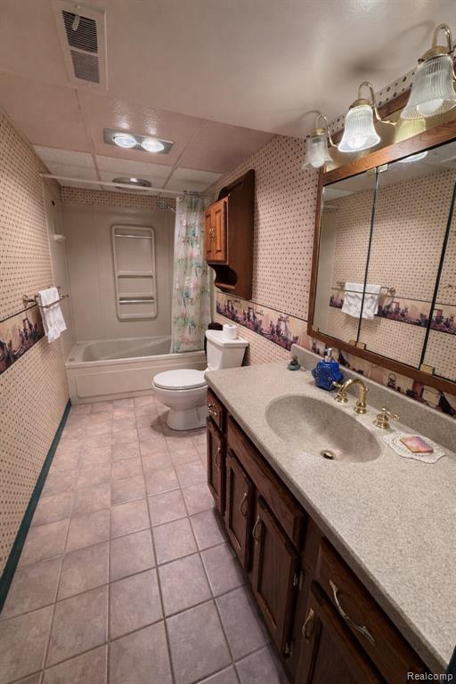 38984 Golfview Drive W, Clinton Twp, MI 48038 — Photo 11