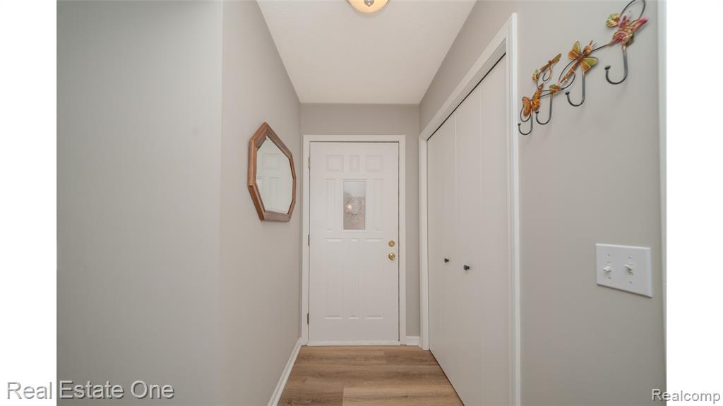 981 Amber View Drive SW, Byron Center, MI 49315 — Photo 7