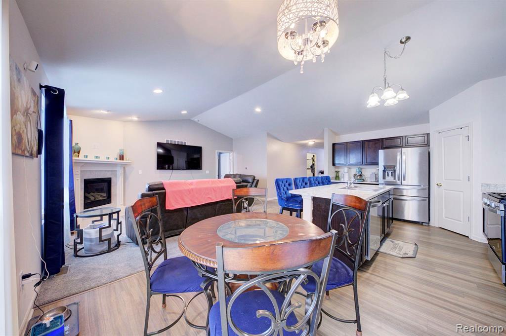 5989 Bay Hill Court, Romulus, MI 48174 — Photo 18