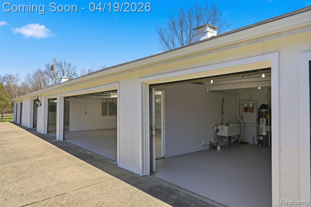 8636 Tindall Road, Davisburg, MI 48350 — Photo 42