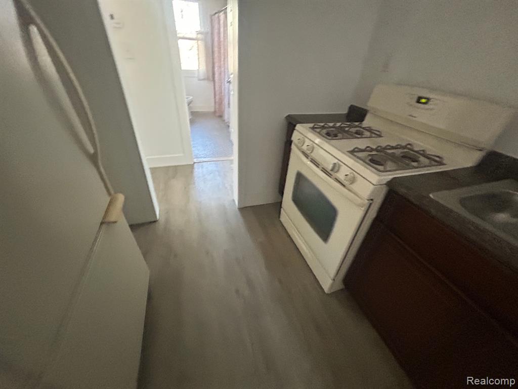 5258 NEWPORT Street, Detroit, MI 48213 — Photo 20