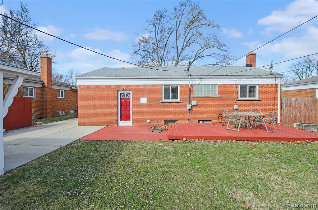 9010 WINSTON, Redford, MI 48239 — Photo 17