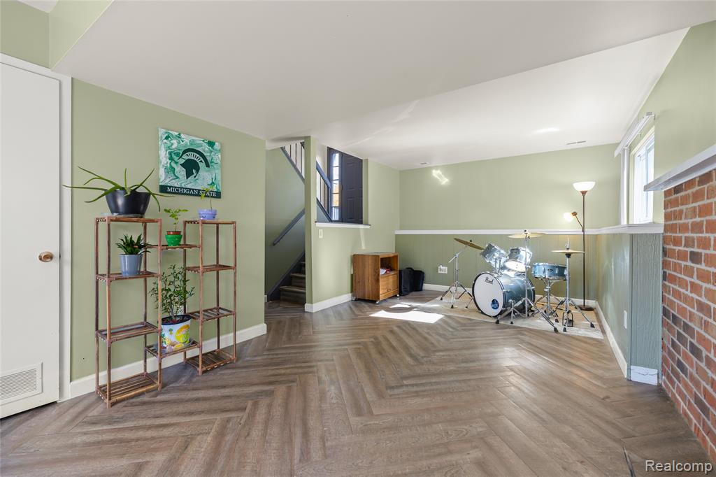 1152 Heritage Drive, Canton, MI 48188 — Photo 15