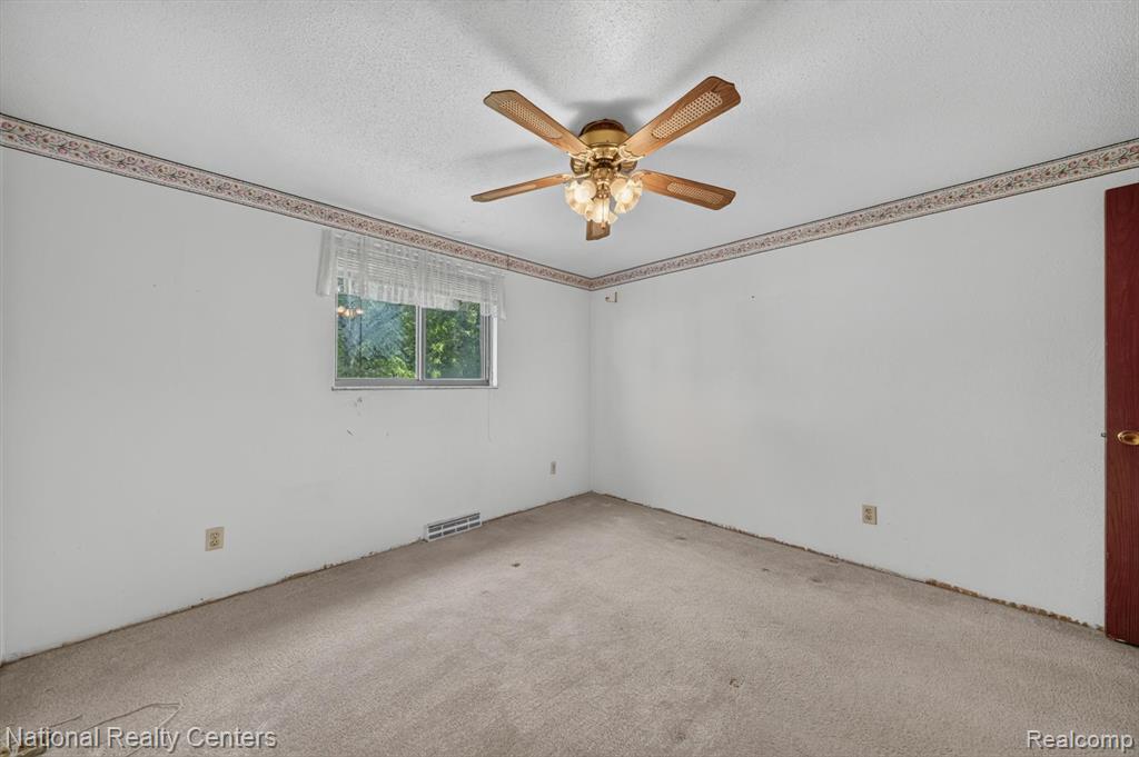 3107 Dean Road, Lambertville, MI 48144 — Photo 30