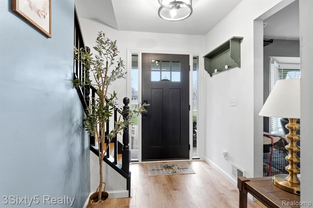23577 W Newell Circle, Farmington, MI 48336 — Photo 4