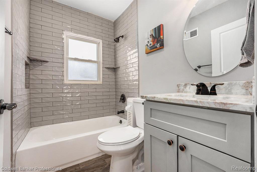 48 LINABURY Avenue, Waterford, MI 48328 — Photo 12