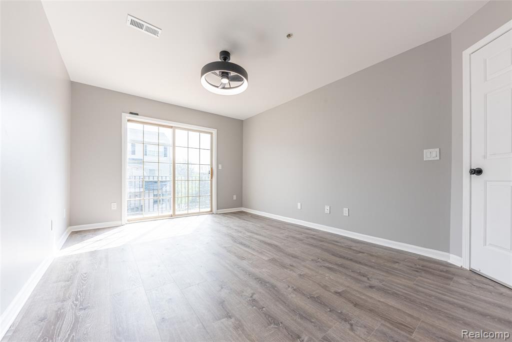 29242 W Glen Oaks, Farmington Hills, MI 48334 — Photo 30