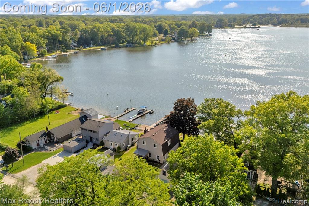 8860 Rushside Drive, Pinckney, MI 48169 — Photo 38