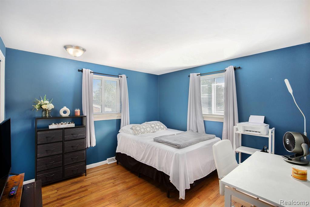 5807 Shetland Way, Waterford, MI 48327 — Photo 16