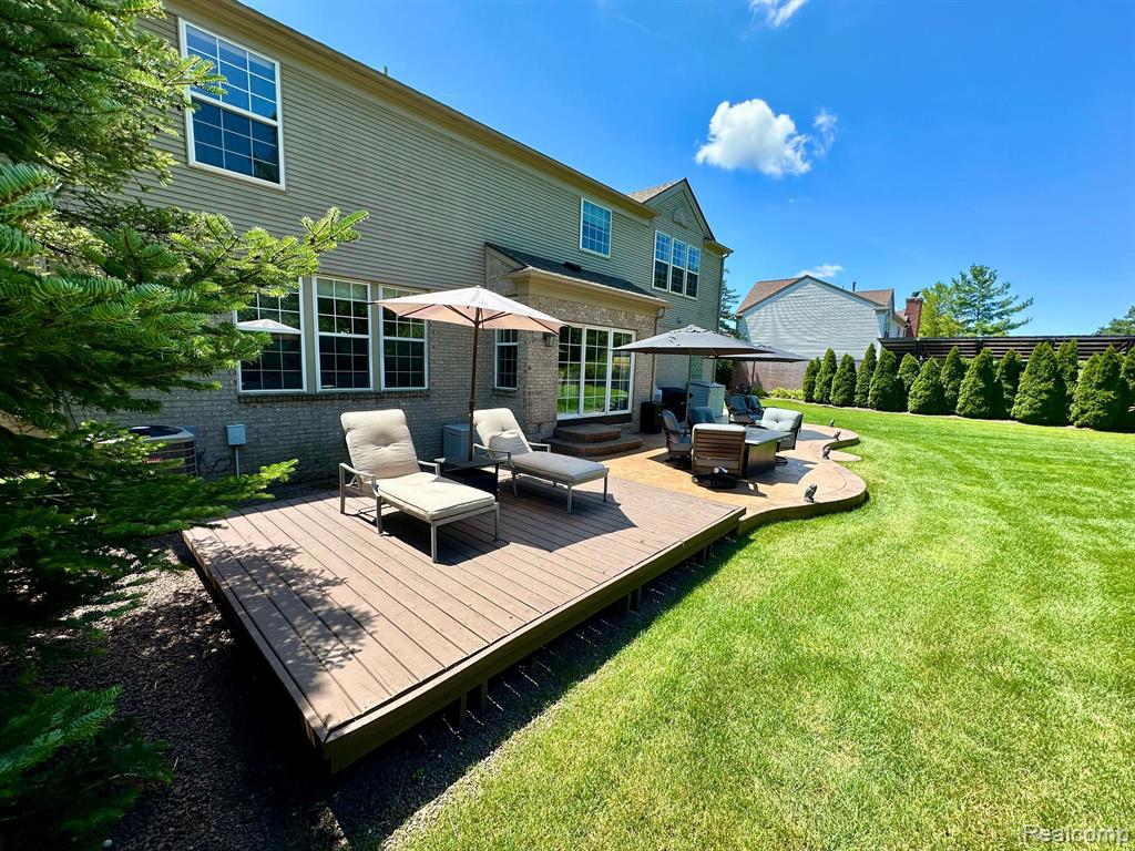 48798 MANHATTAN Circle, Canton, MI 48188 — Photo 11