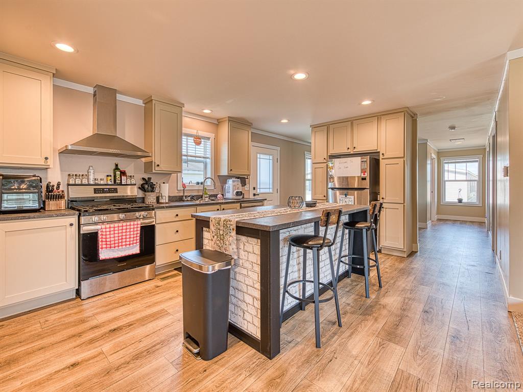 501 Washington, Belleville, MI 48111 — Photo 4