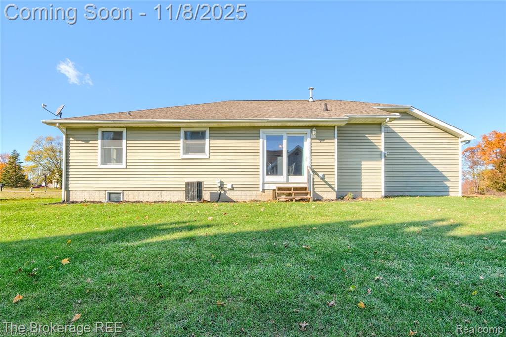4203 Crystal Cove Court, Linden, MI 48451 — Photo 5