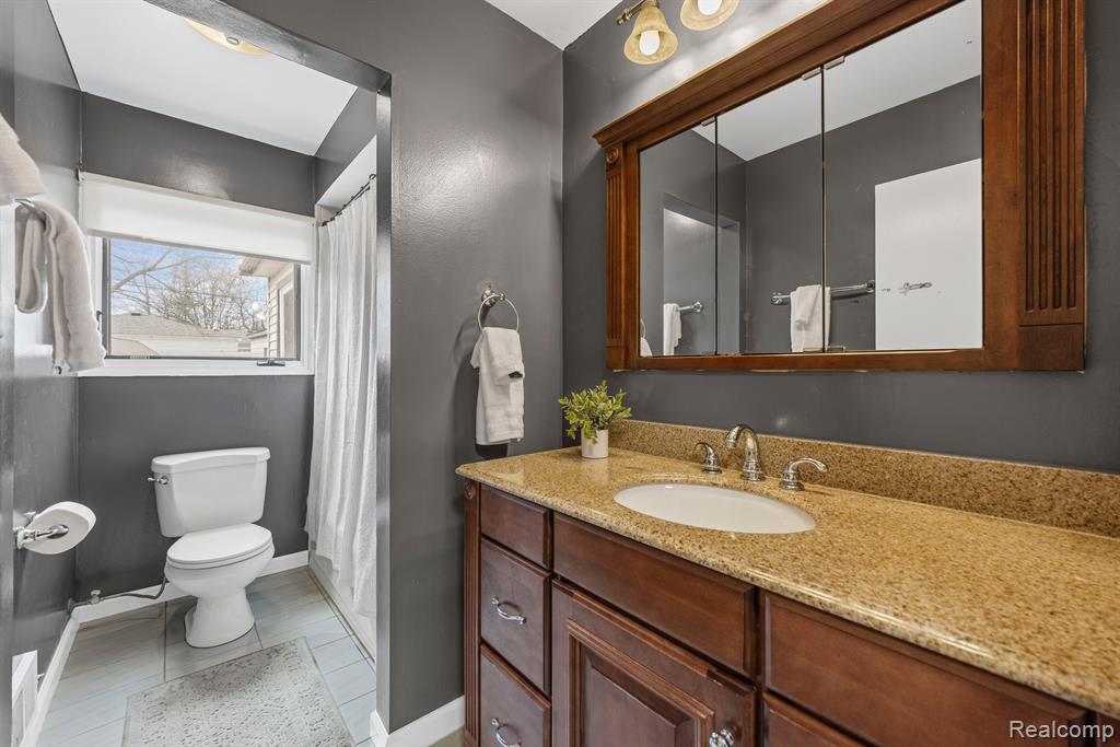 419 N WEBIK Avenue, Clawson, MI — Photo 16