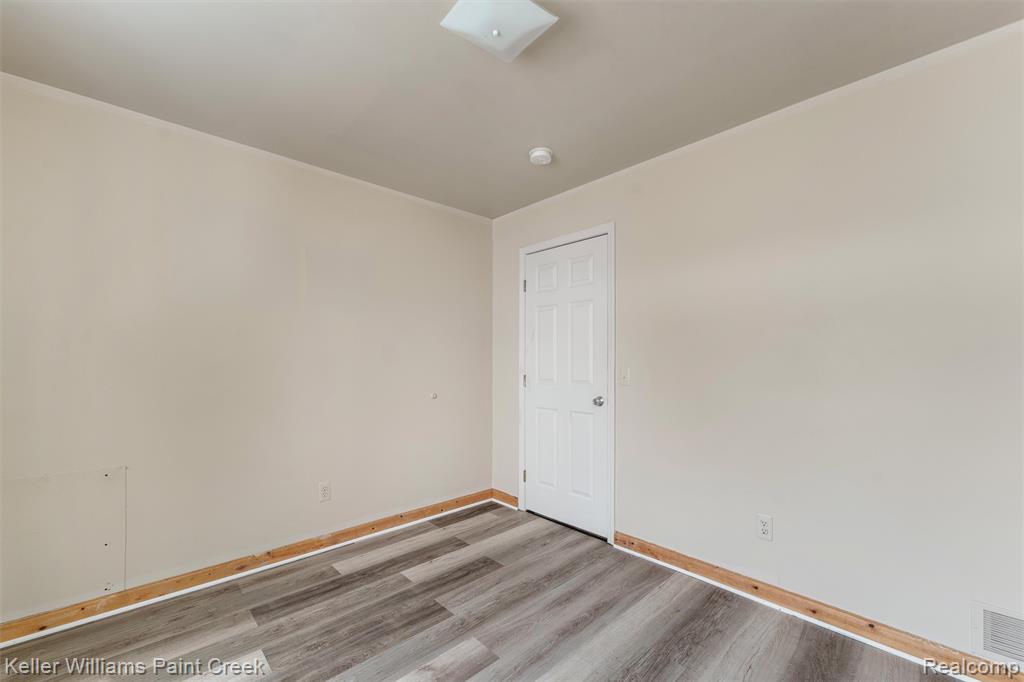 8523 Republic Avenue, Warren, MI 48089 — Photo 24