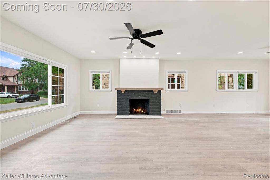 3285 Hazelwood Street - Photo 3