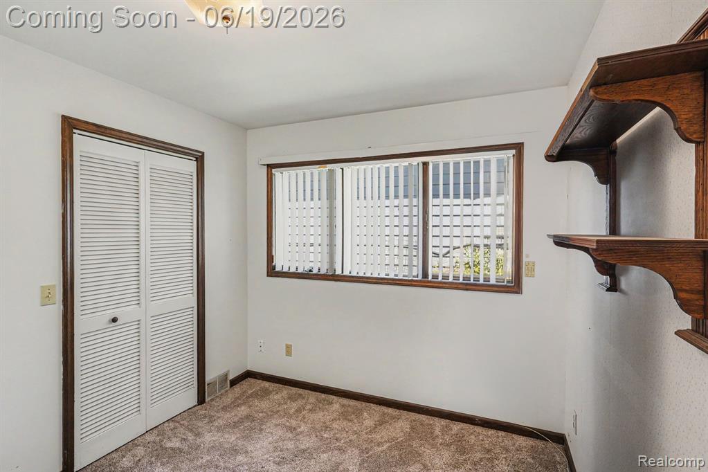 14174 Dartmouth Drive, Fenton, MI 48430 — Photo 17