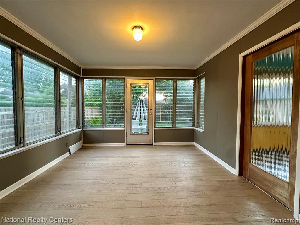 821 Pemberton Road, Grosse Pointe, MI 48230 — Photo 16