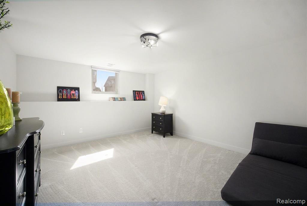 1717 Foxdale Lane, Ann Arbor, MI 48108 — Photo 26