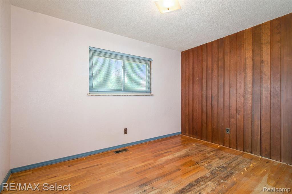 1179 LAUREL Court, Ypsilanti, MI 48198 — Photo 14