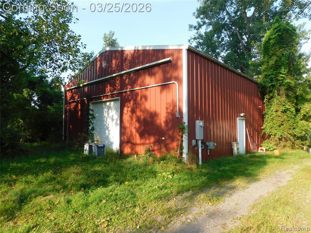 5284 Scotch Settlement Road, Almont, MI 48003 — Photo 35