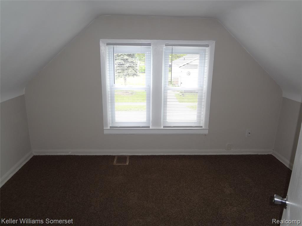 8127 Orchard Avenue, Warren, MI 48089 — Photo 14