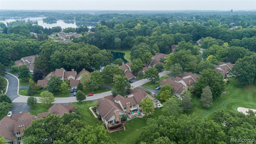 4544 Golf View Drive, Brighton, MI 48116 — Photo 57