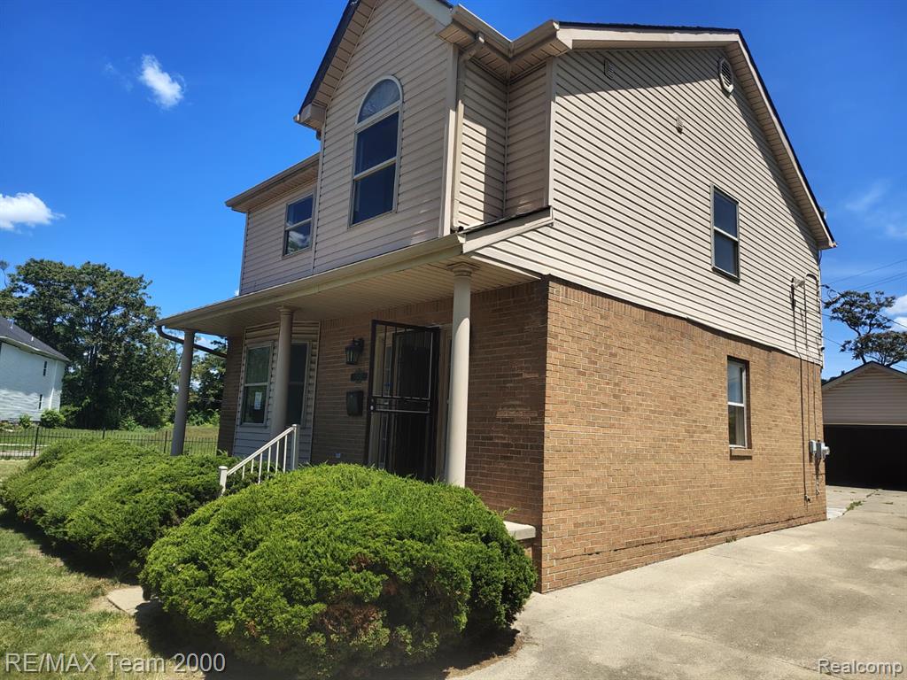 19452 Troy Place, Highland Park, MI 48203 — Photo 3