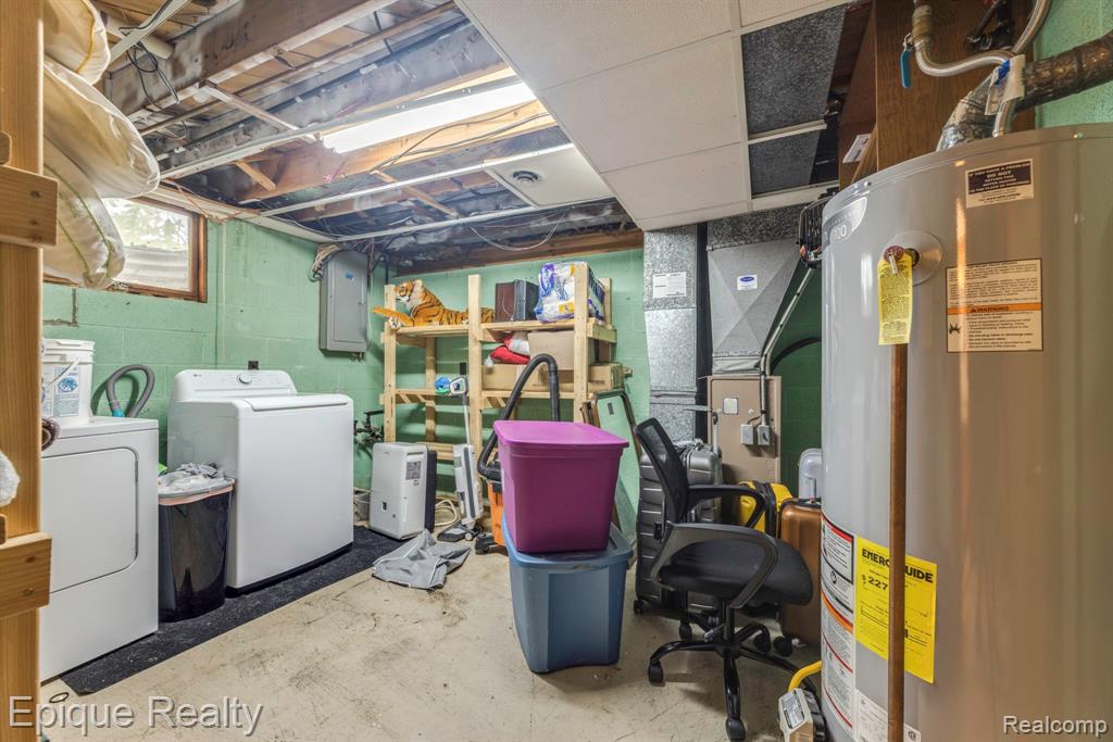 3750 Parker Road, Fort Gratiot, MI 48059 — Photo 41