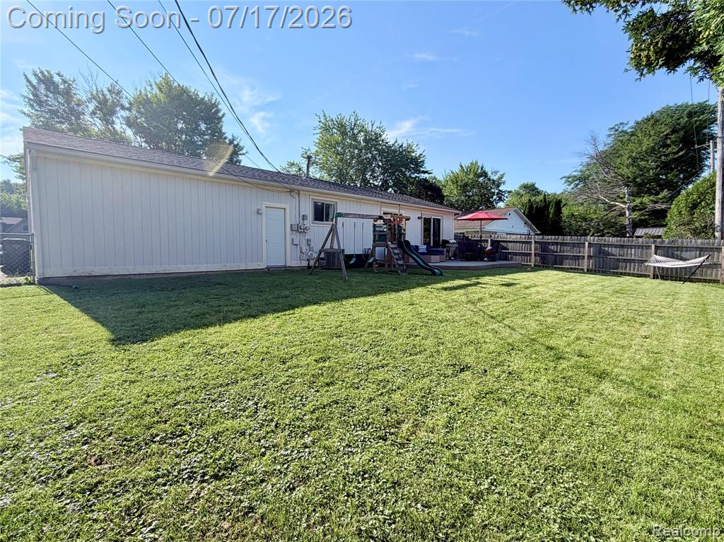 39941 Bridgeview Street, Harrison Township, MI — Photo 24