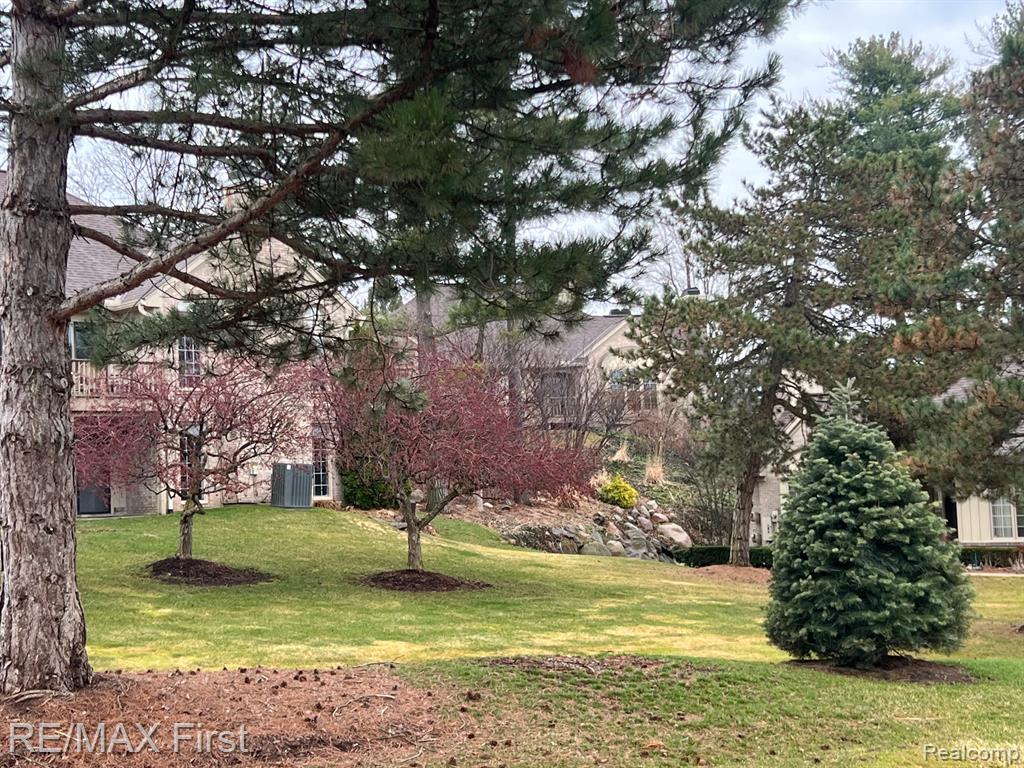 2483 Hickory Glen Drive, 3, Bloomfield Hills, MI 48304 — Photo 42