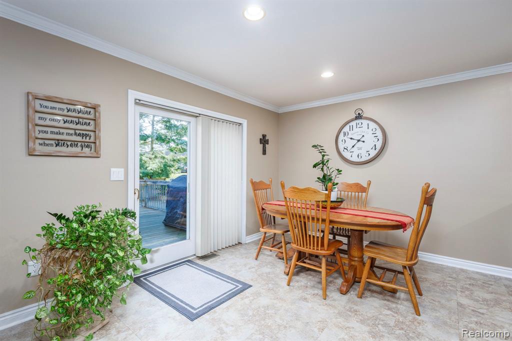 48200 Burton Drive, Shelby Twp, MI 48317 — Photo 11