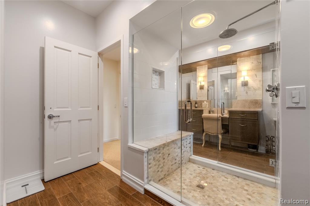 4054 Cranbrook Court, Bloomfield Hills, MI 48301 — Photo 24