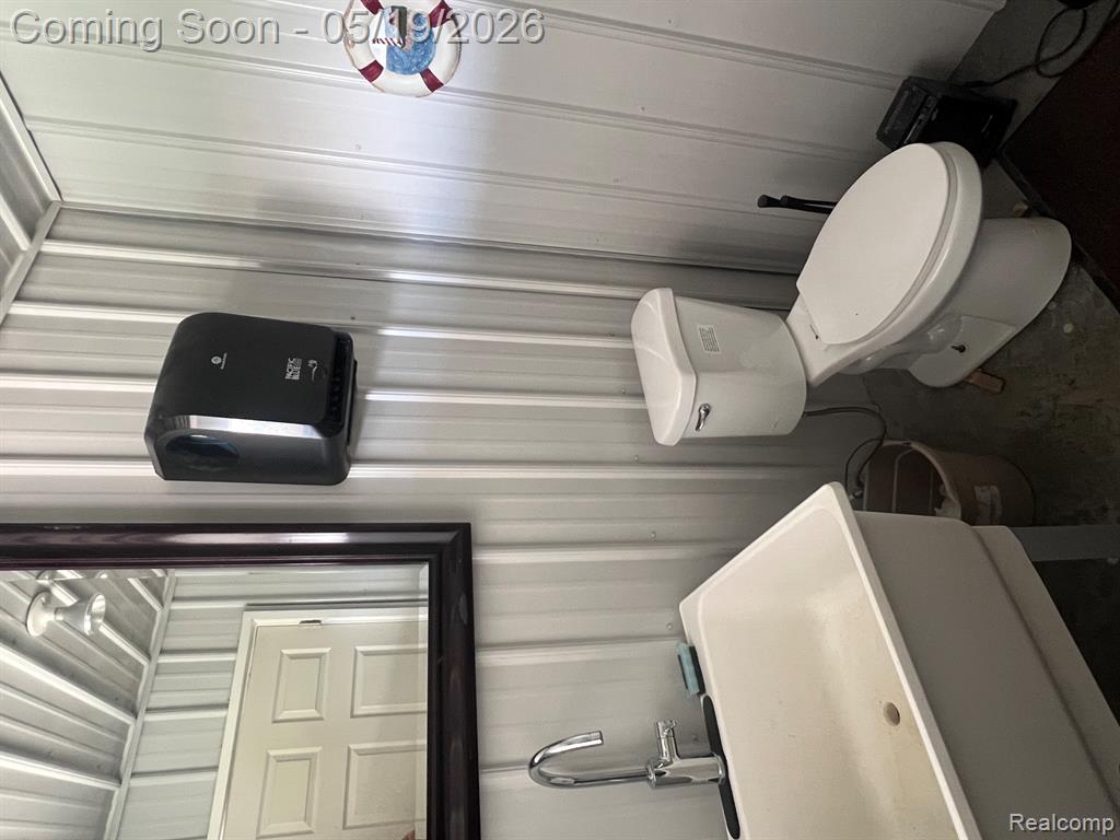 775 Beard Road E, Perry, MI 48872 — Photo 37