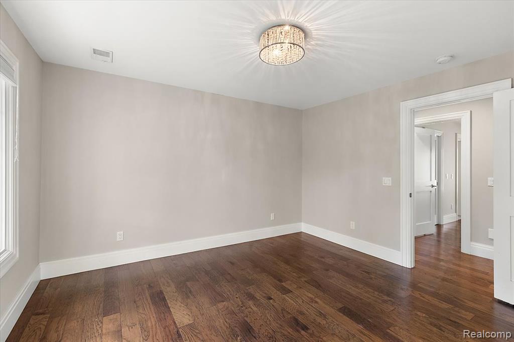 5741 Snowshoe Circle, Bloomfield Hills, MI 48301 — Photo 37