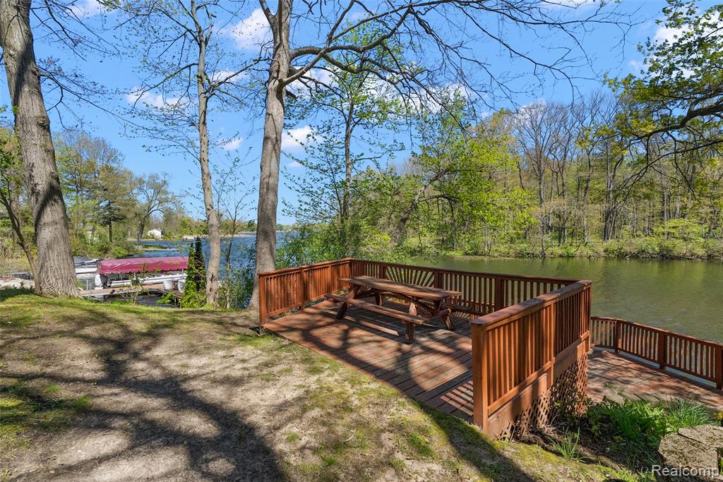 2475 S Ortonville Road, Ortonville, MI 48462 — Photo 49