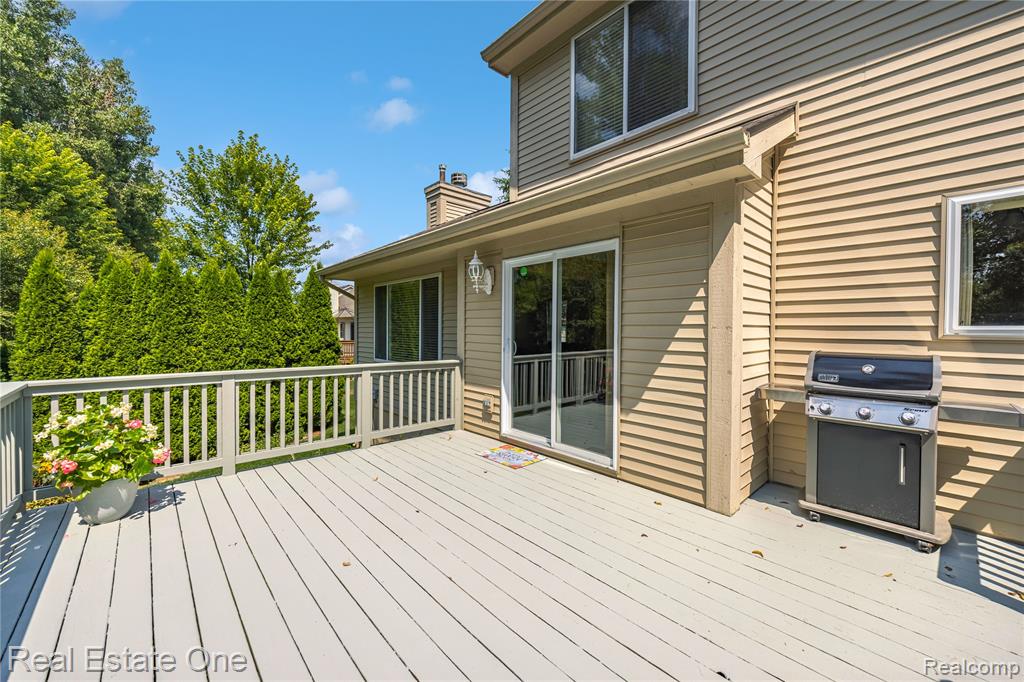 4364 Meadows Avenue, Burton, MI 48439 — Photo 40