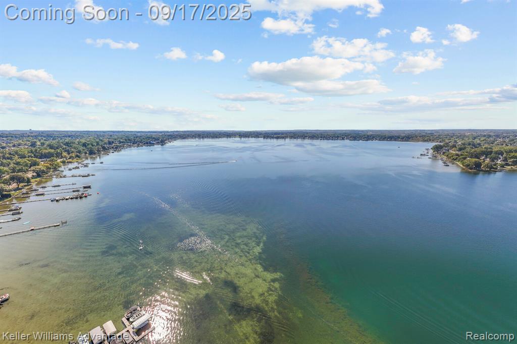 446 Boardwalk Drive, Walled Lake, MI 48390 — Photo 32