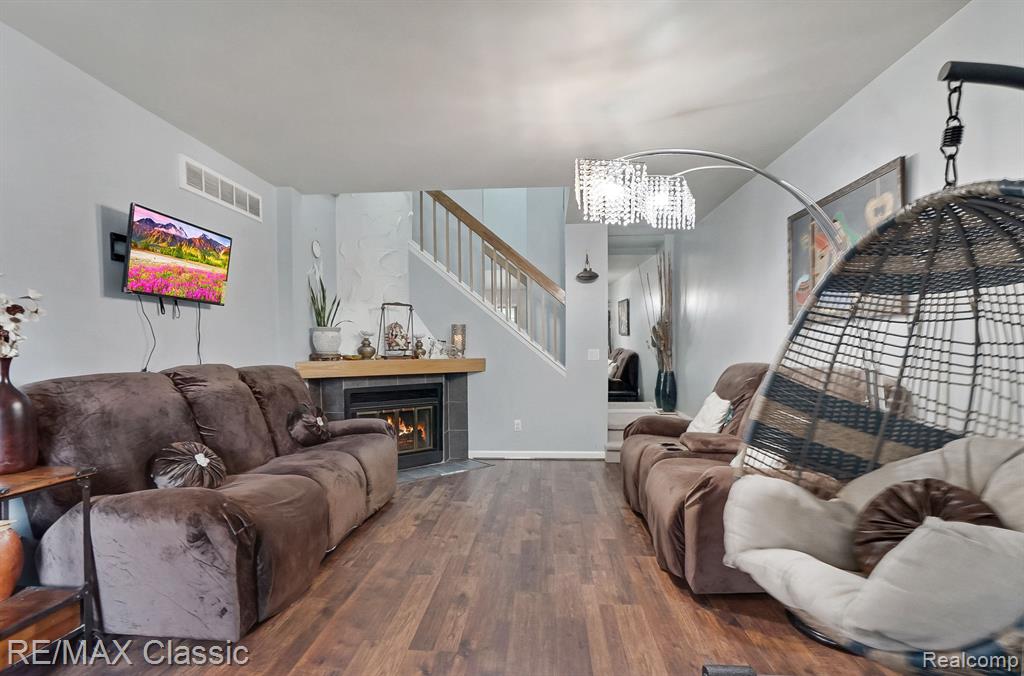 40041 CROSSWINDS, Novi, MI — Photo 11