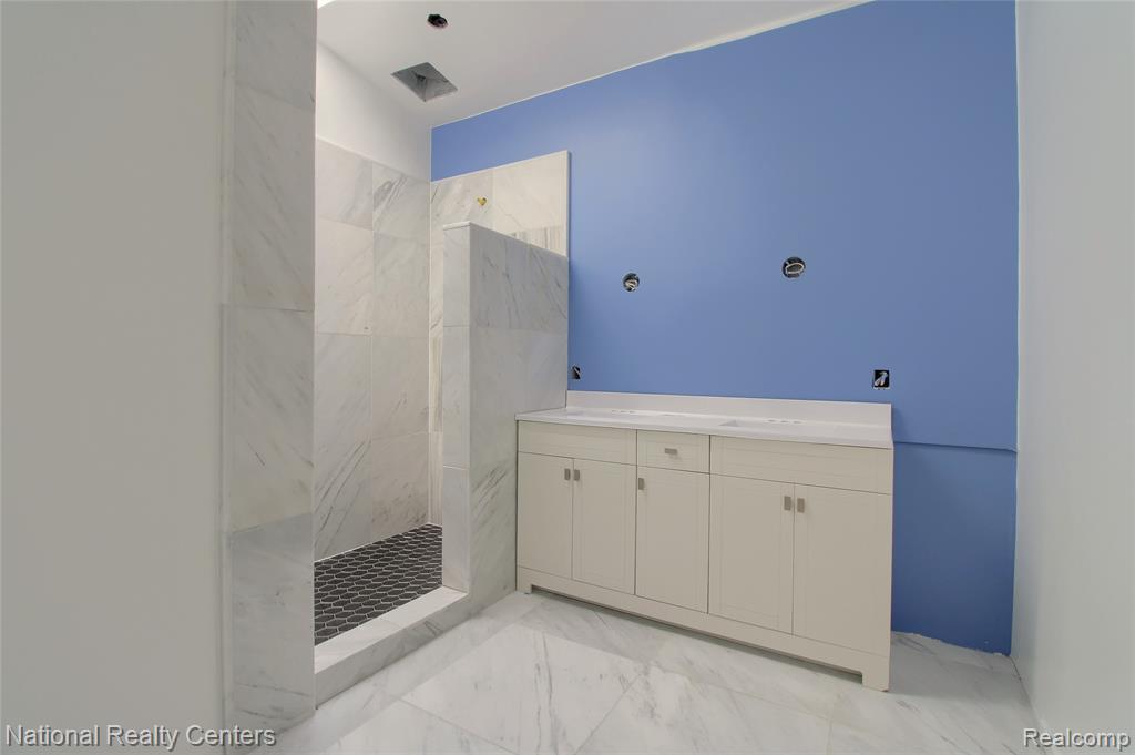 341 Corrie Road, Ann Arbor, MI 48105 — Photo 32