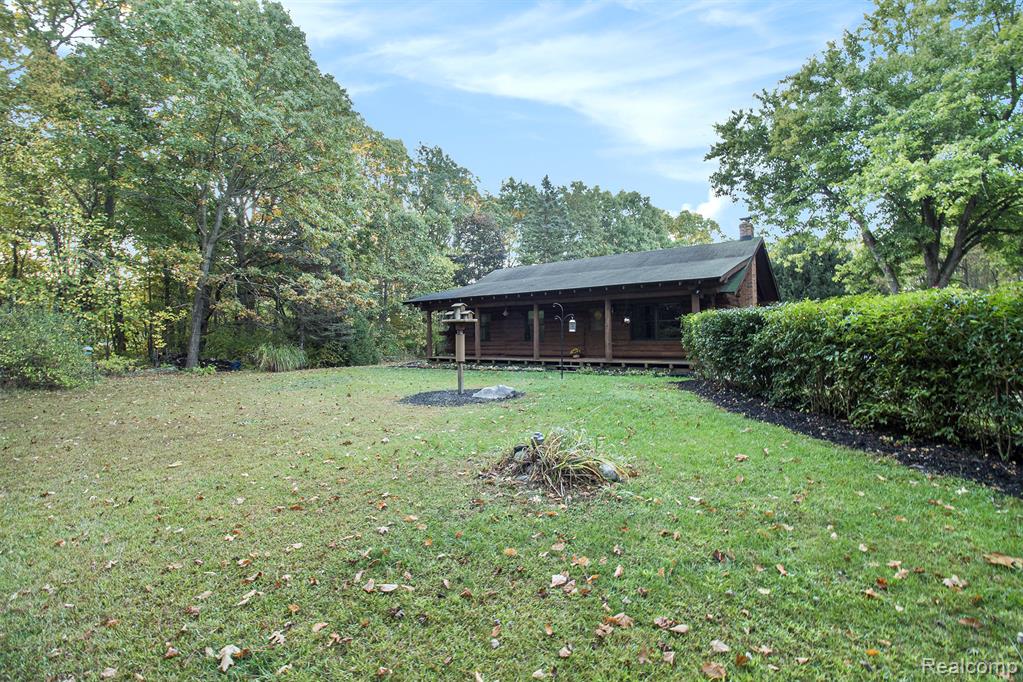 4166 Sweet Road, Howell, MI 48843 — Photo 5