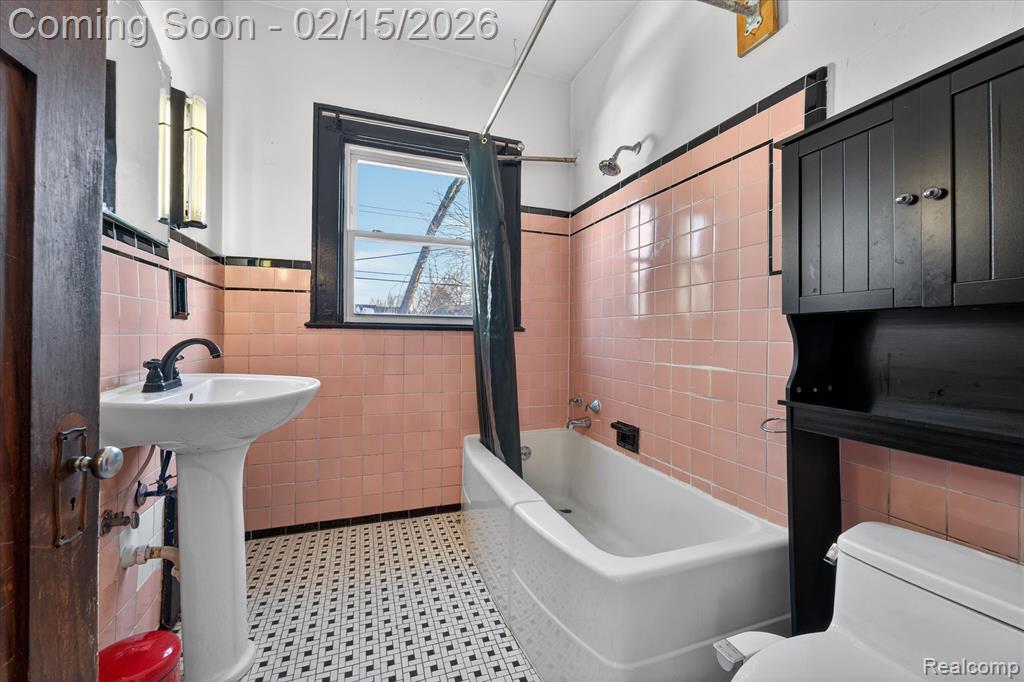 241 Moss Street, Highland Park, MI 48203 — Photo 17