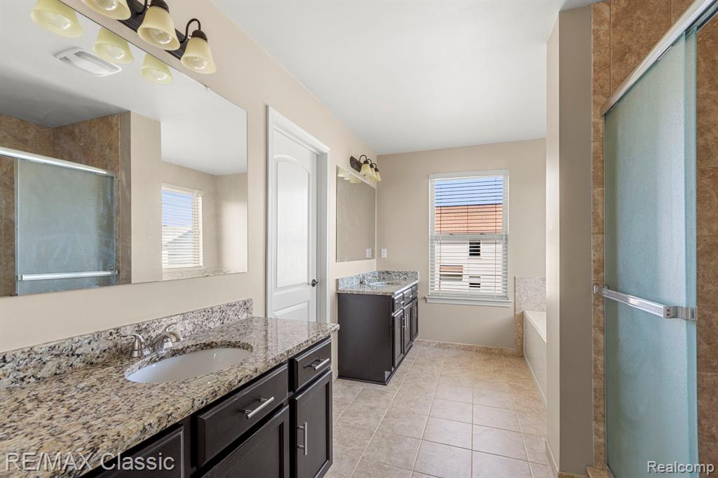 4259 Chandi Court, Pittsfield, MI 48197 — Photo 12